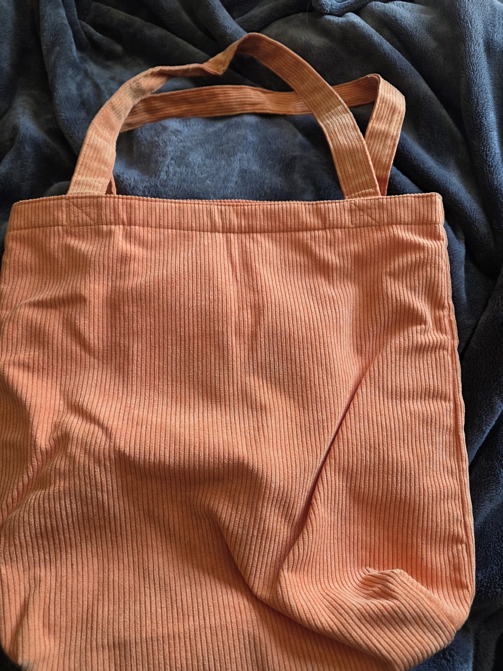 Disney Winnie the Pooh Orange 'Happy Hunny Ween' Tote Bag with Hunny Pot Charm - Picture 3 of 7